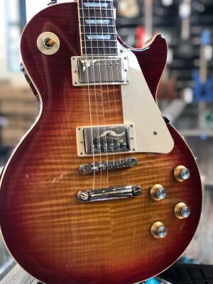 Gibson Limited Edition Les Paul Standard 60's AAA Top - Cherry Burst